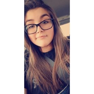 Meet your Posher, Allyssa